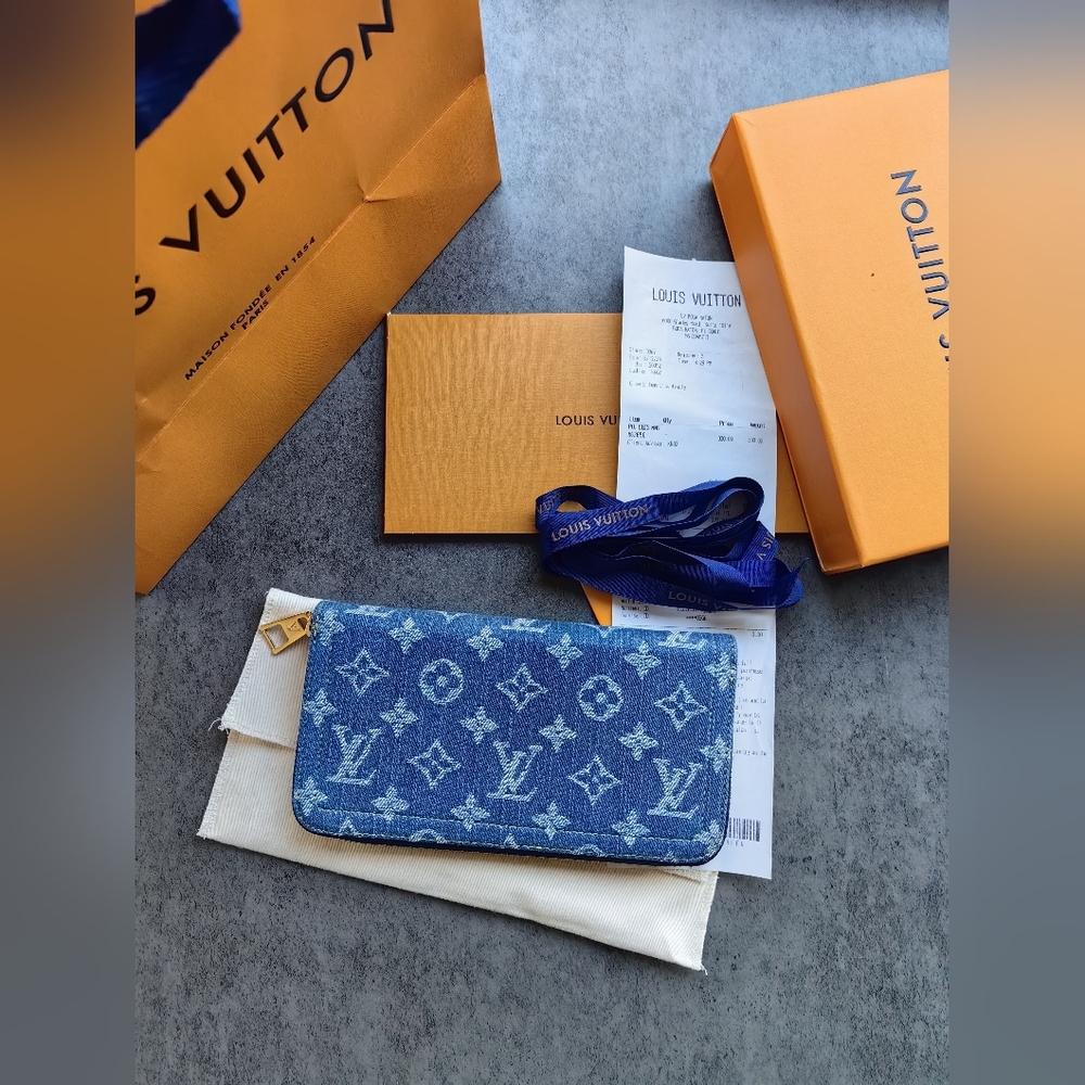 Louis Vuitton Monogram Denim Zippy Wallet Blue